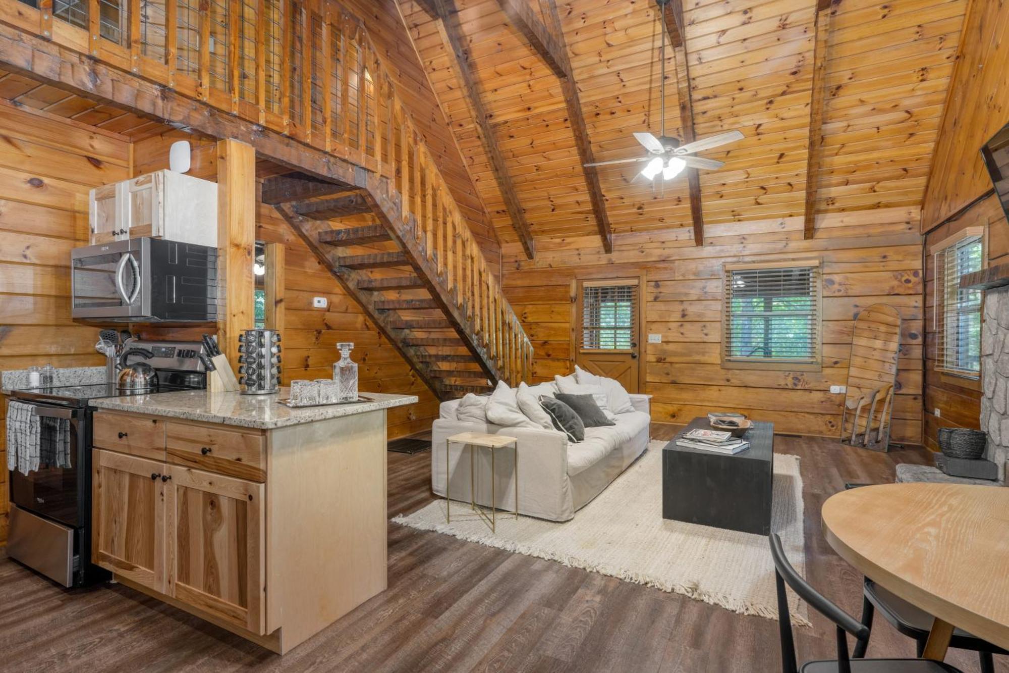 Dudley IV By Avantstay Cosy Cabin W Hot Tub Sweeping Views พิเจนฟอร์จ ภายนอก รูปภาพ